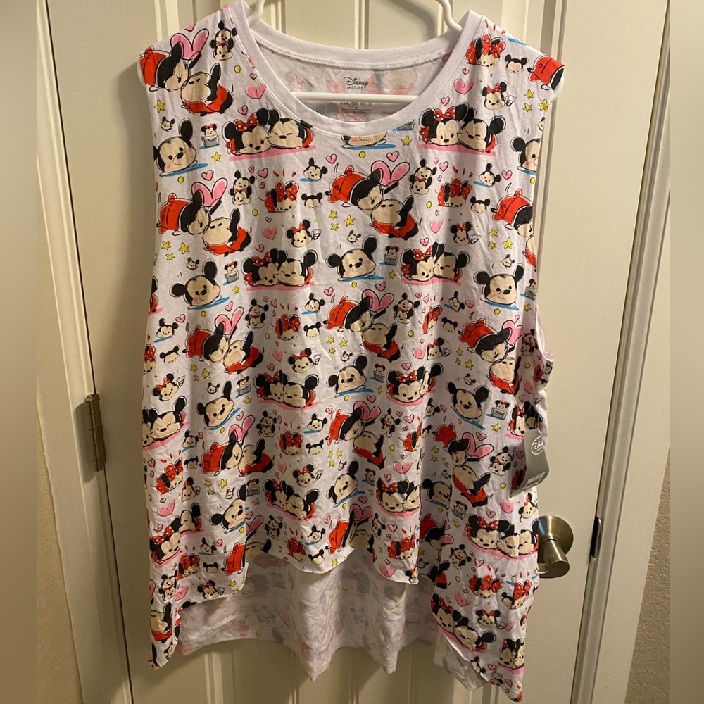 NWT Disney Store XL shirt Tsum Tsum Mickey Minnie Mouse XL tank top T-shirt